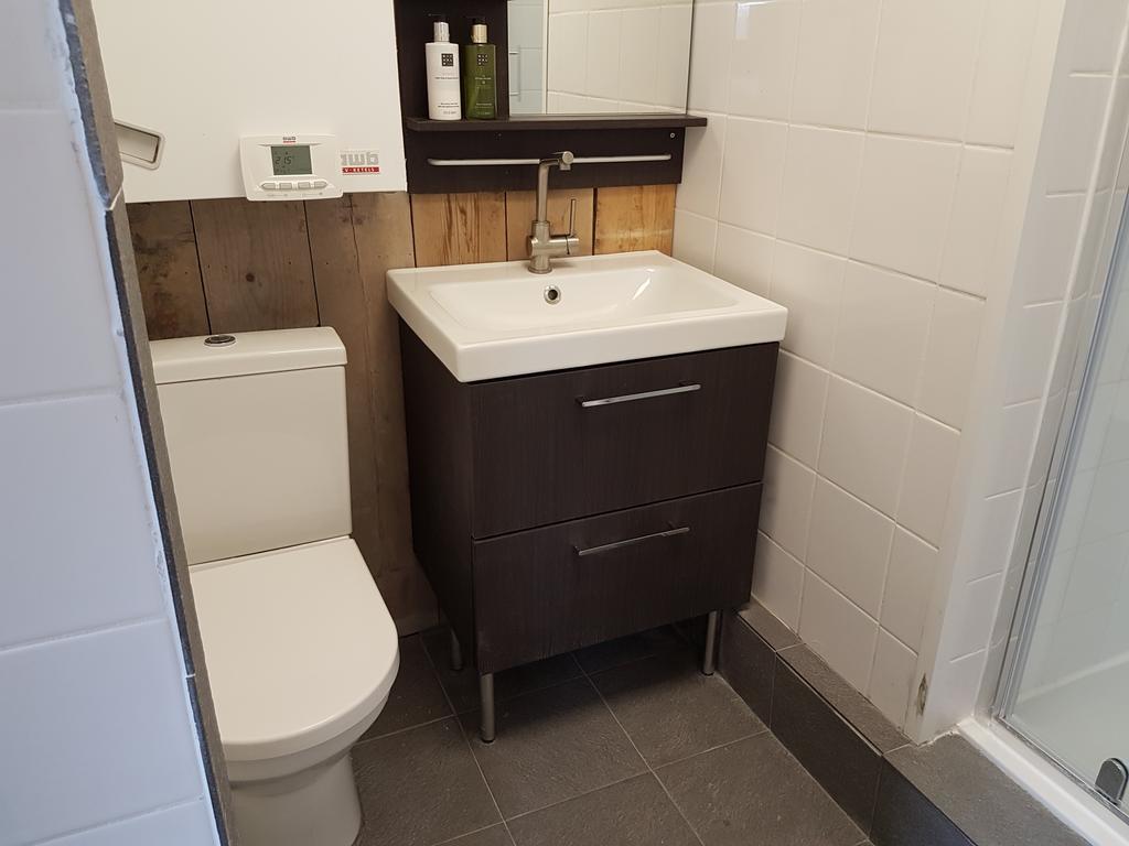 האג B&B Beach Inn מראה חיצוני תמונה